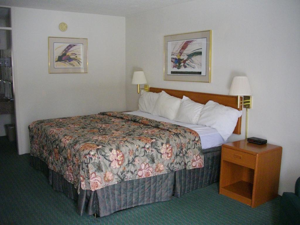 Macomb Inn Oda fotoğraf