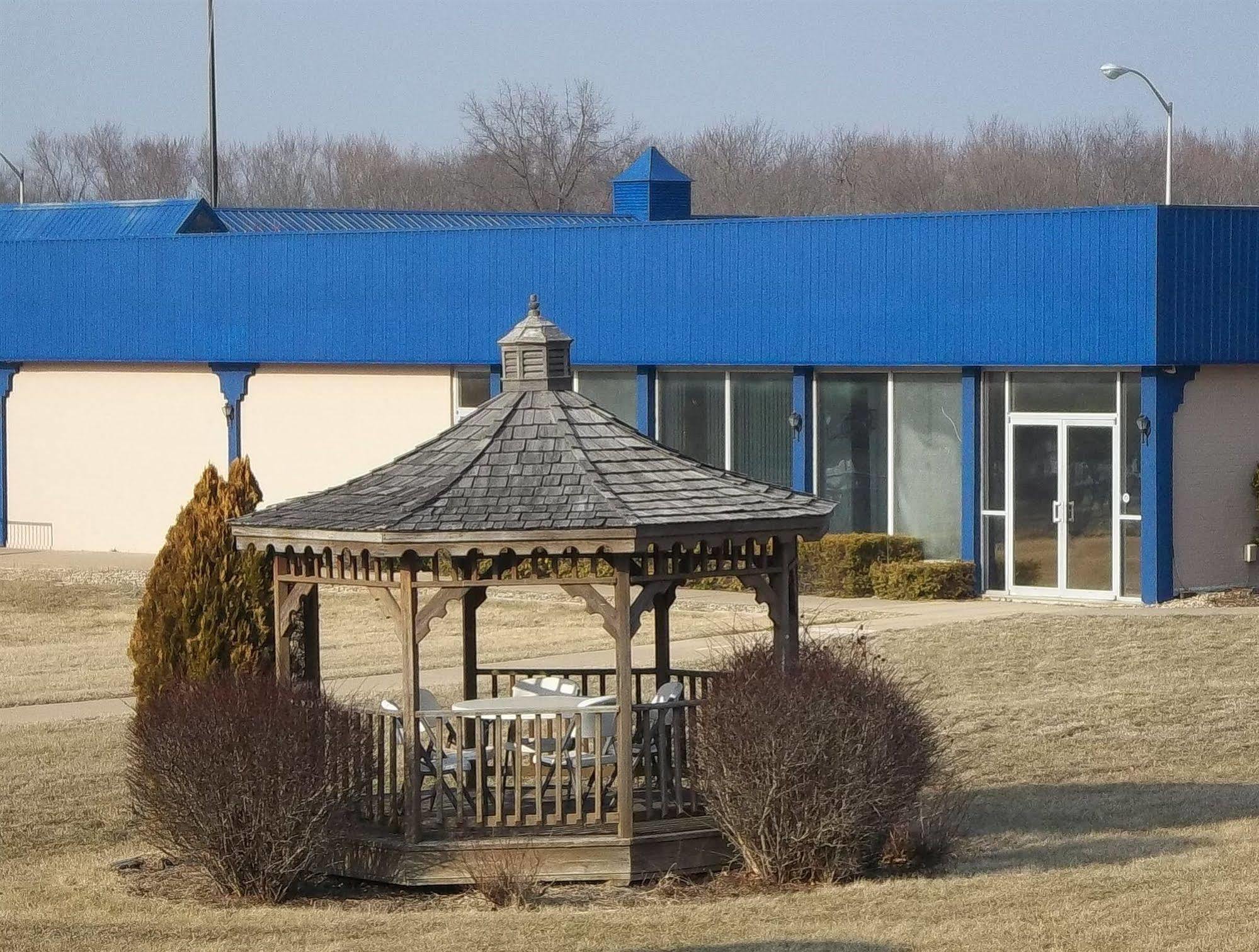 Macomb Inn Dış mekan fotoğraf
