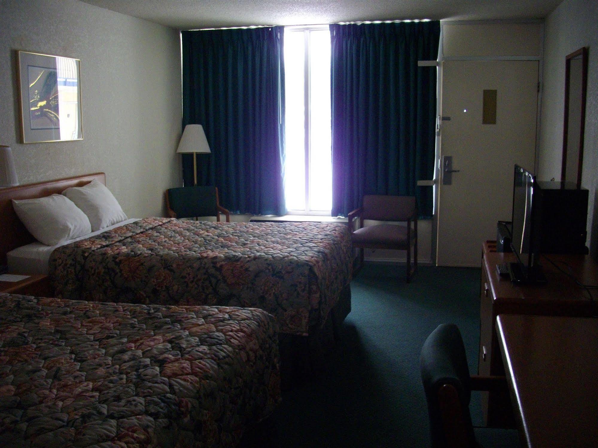 Macomb Inn Dış mekan fotoğraf